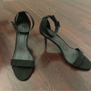 Forever 21 Elegant Black Heels